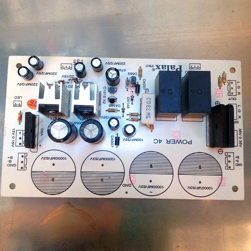 board nguồn 4 tụ amply